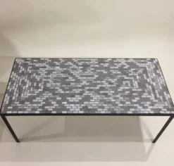 Table basse en céramique grise années 60