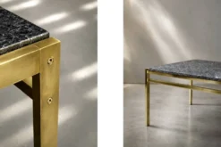 Table basse en laiton vintage de style moderne italien des années 1970 avec plateau en pierre.