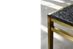 Table basse en laiton vintage de style moderne italien des années 1970 avec plateau en pierre.
