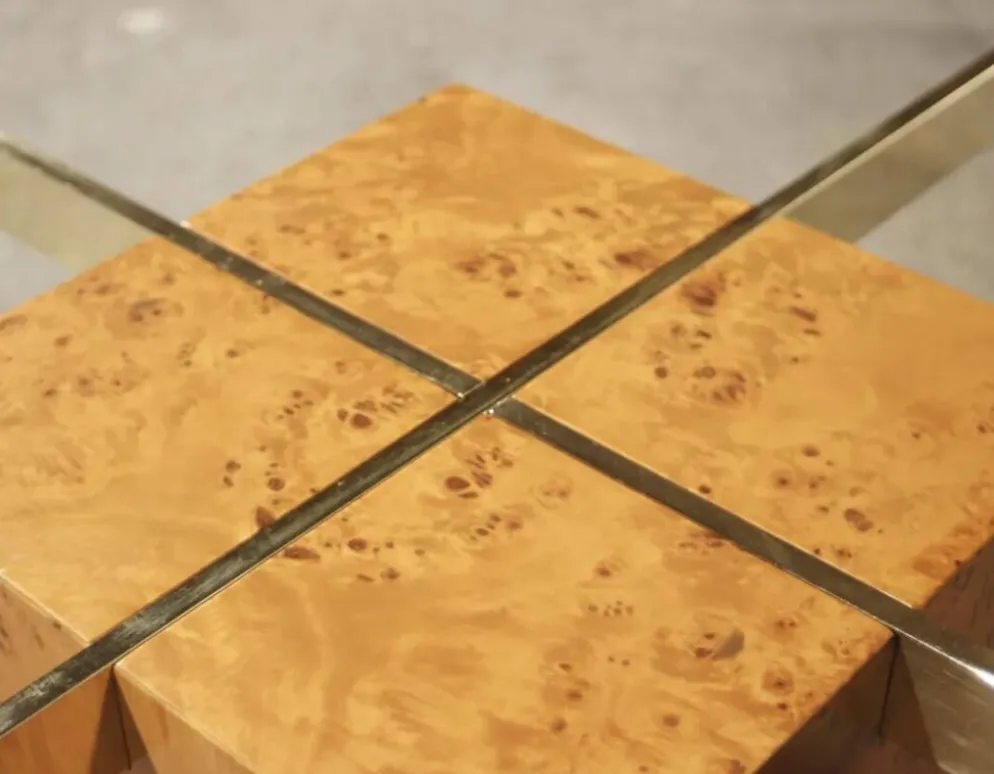 Table basse en loupe d'orme et verre trempé par Jean-Claude Mahey pour Roche Bobois