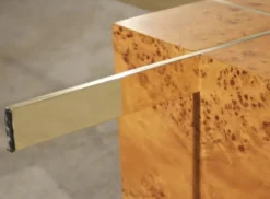 Table basse en loupe d'orme et verre trempé par Jean-Claude Mahey pour Roche Bobois
