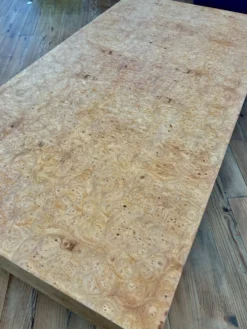 Table basse en loupe d’orme vintage