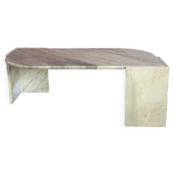 Table basse en marbre de carrare rochebobois