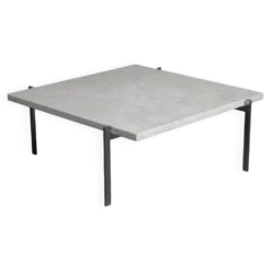 Table basse en marbre roulé par Poul Kjaerholm pour Fritz Hansen, Danemark, années 1990.