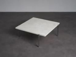 Table basse en marbre roulé par Poul Kjaerholm pour Fritz Hansen, Danemark, années 1990.