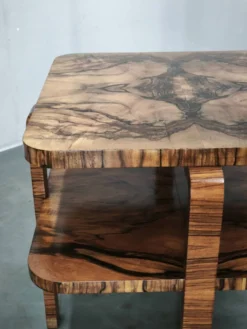 Table basse en noyer à deux niveaux Art Déco des années 1930, Tchécoslovaquie