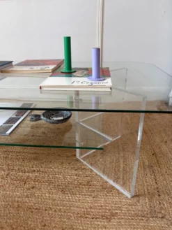 Table basse en Plexiglas et verre vintage