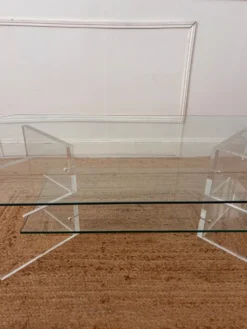 Table basse en Plexiglas et verre vintage