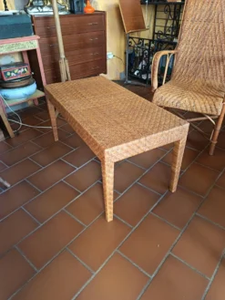 Table basse en rotin