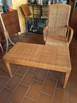 Table basse en rotin