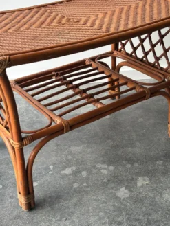 Table basse en rotin – années 1960/70