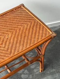 Table basse en rotin – années 1960/70