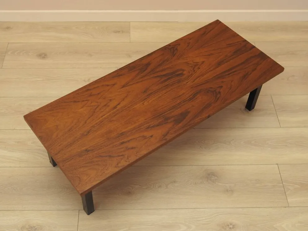 Table basse en teck danois avec base en métal, années 1960