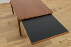 Table basse en teck de style mid-century moderne de McIntosh, années 1960