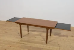 Table basse en teck de style mid-century moderne de McIntosh, années 1960