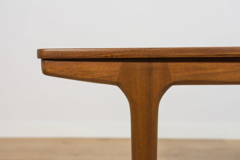 Table basse en teck de style mid-century moderne de McIntosh, années 1960