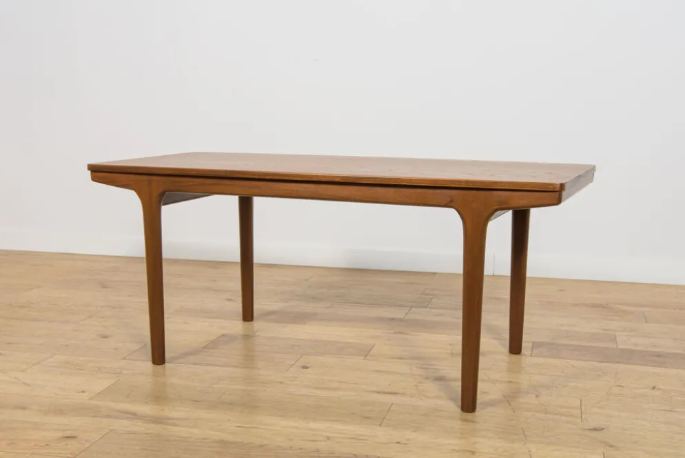 Table basse en teck de style mid-century moderne de McIntosh, années 1960