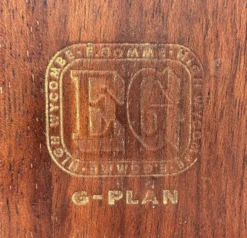 Table basse en teck G Plan des années 1960