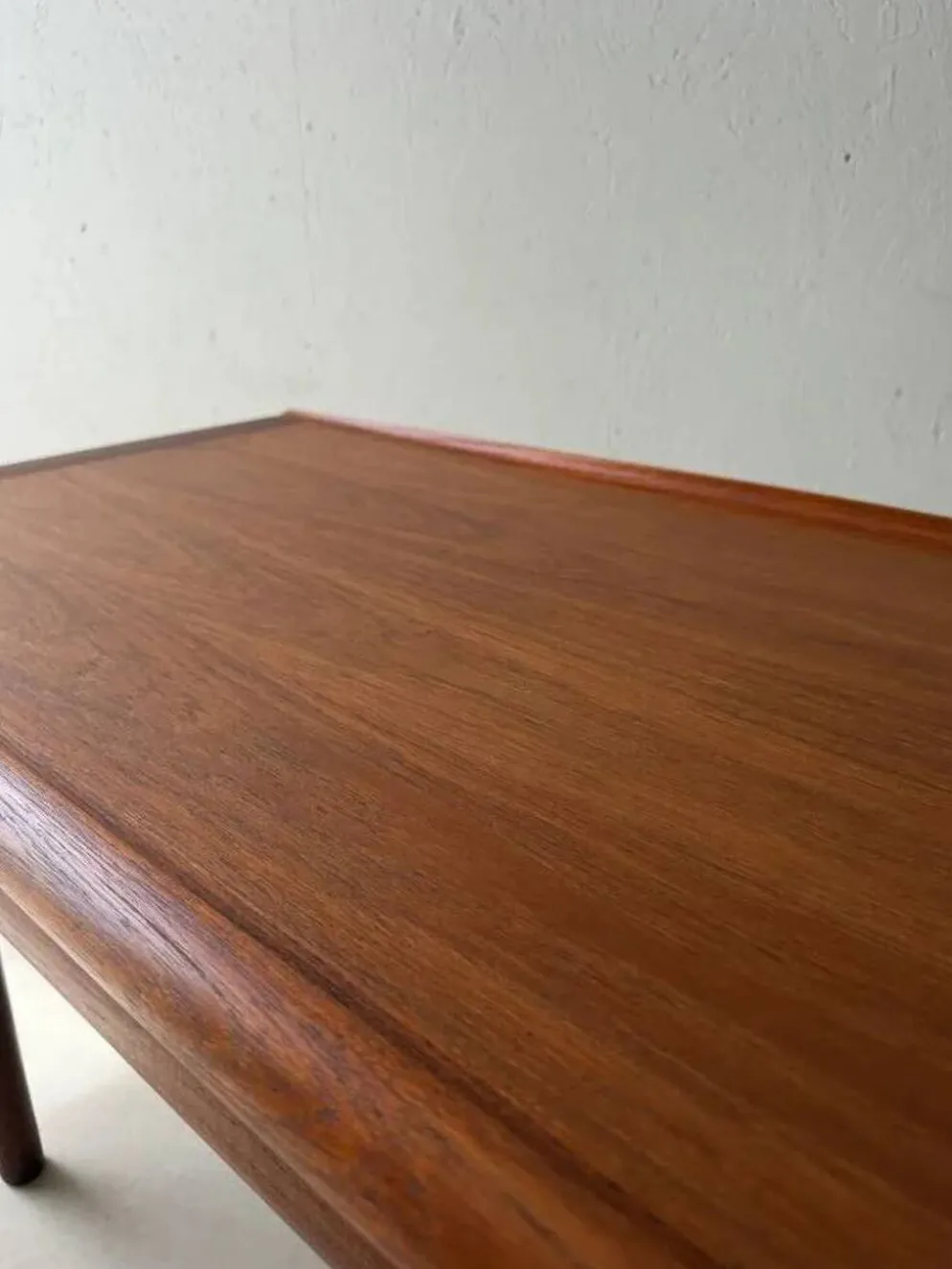 Table basse en teck Grete Jalk Glostrup Møbelfabrik années 1960
