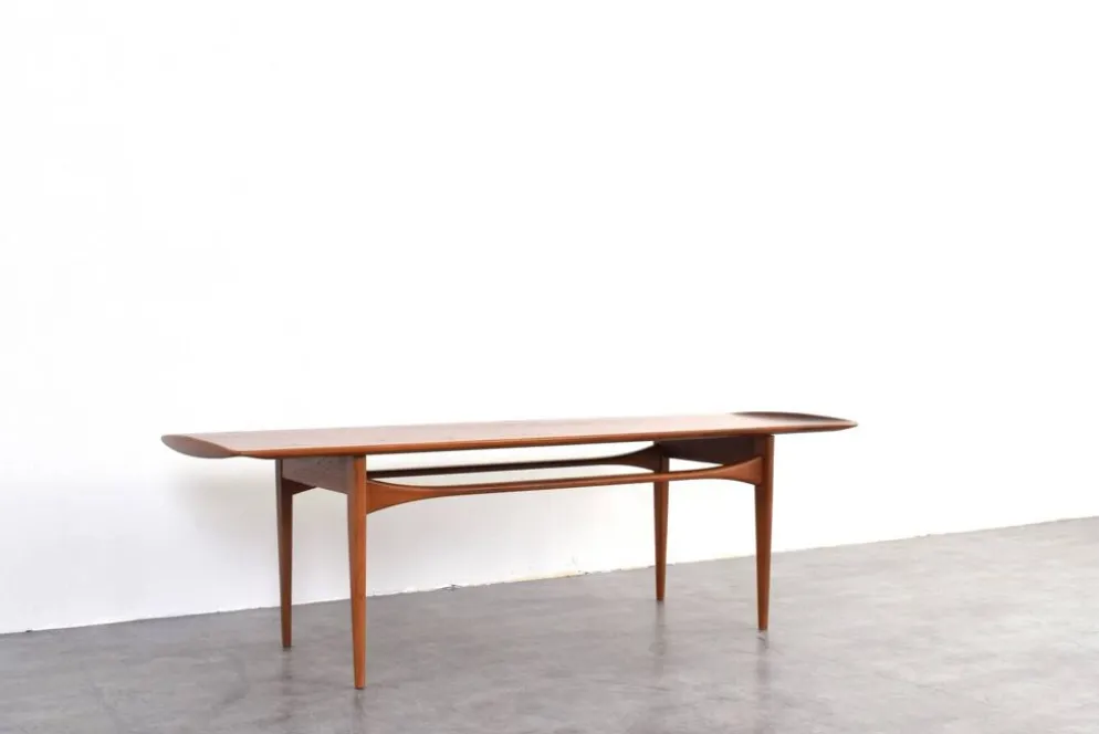 Table basse en teck par Tove et Edvard Kindt-Larsen pour France & Son, années 1960.