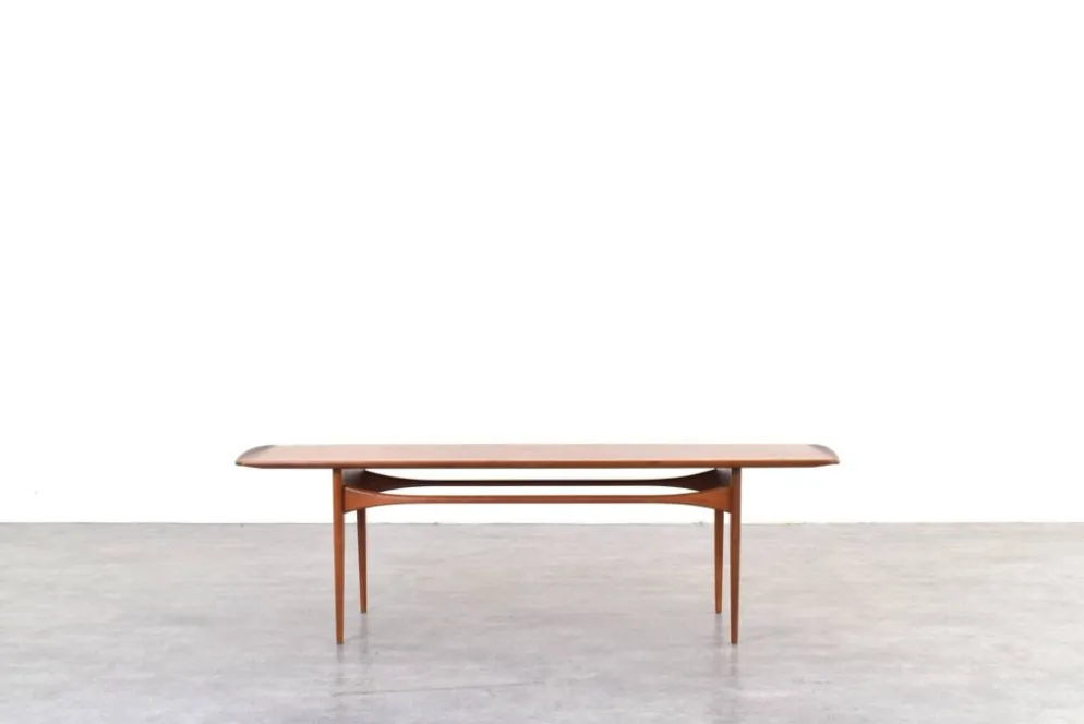 Table basse en teck par Tove et Edvard Kindt-Larsen pour France & Son, années 1960.