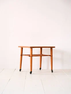 Table basse en teck à roulettes des années 1960