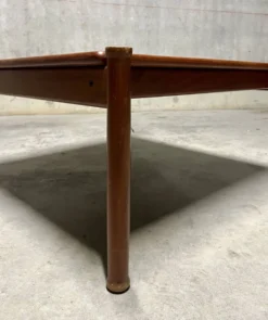 Table basse en teck scandinave années 60
