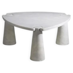 Table basse Eros en marbre blanc de Carrare par Angelo Mangiarotti pour Skipper, années 1990.