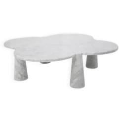Table basse Eros Quadrifoglio en marbre blanc de Carrare par Angelo Mangiarotti pour Skipper, années 1990.