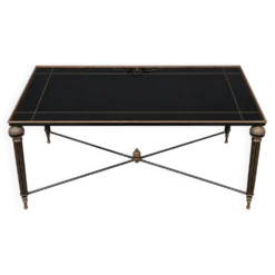 Table basse française néoclassique vintage.