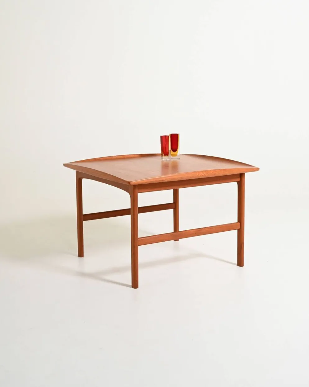 Table basse "Frisco" par Folke Ohlsson pour Tingströms, années 1960.