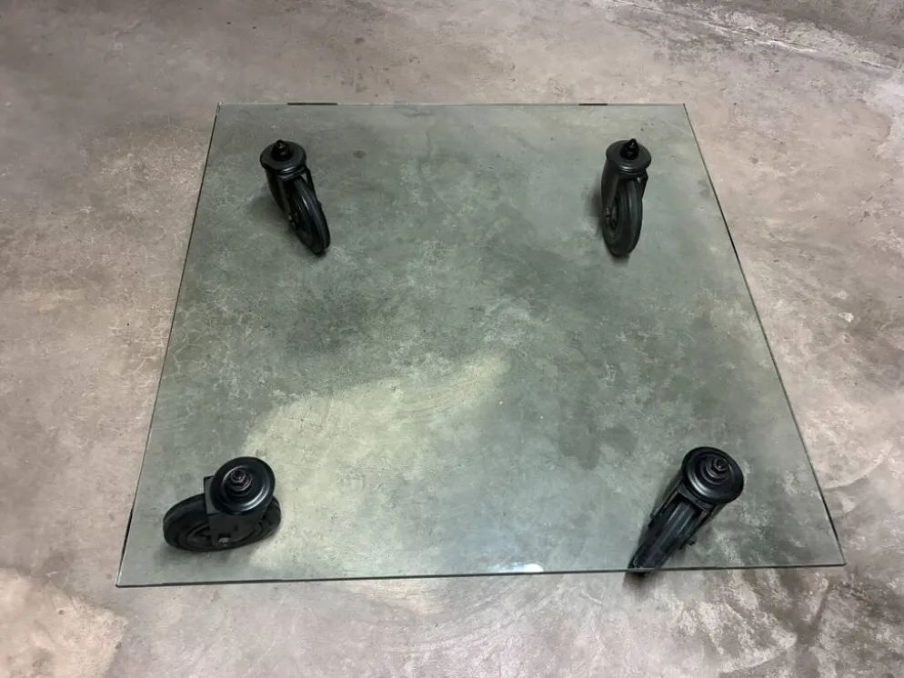 Table basse Gae Aulenti par Fontana Arte