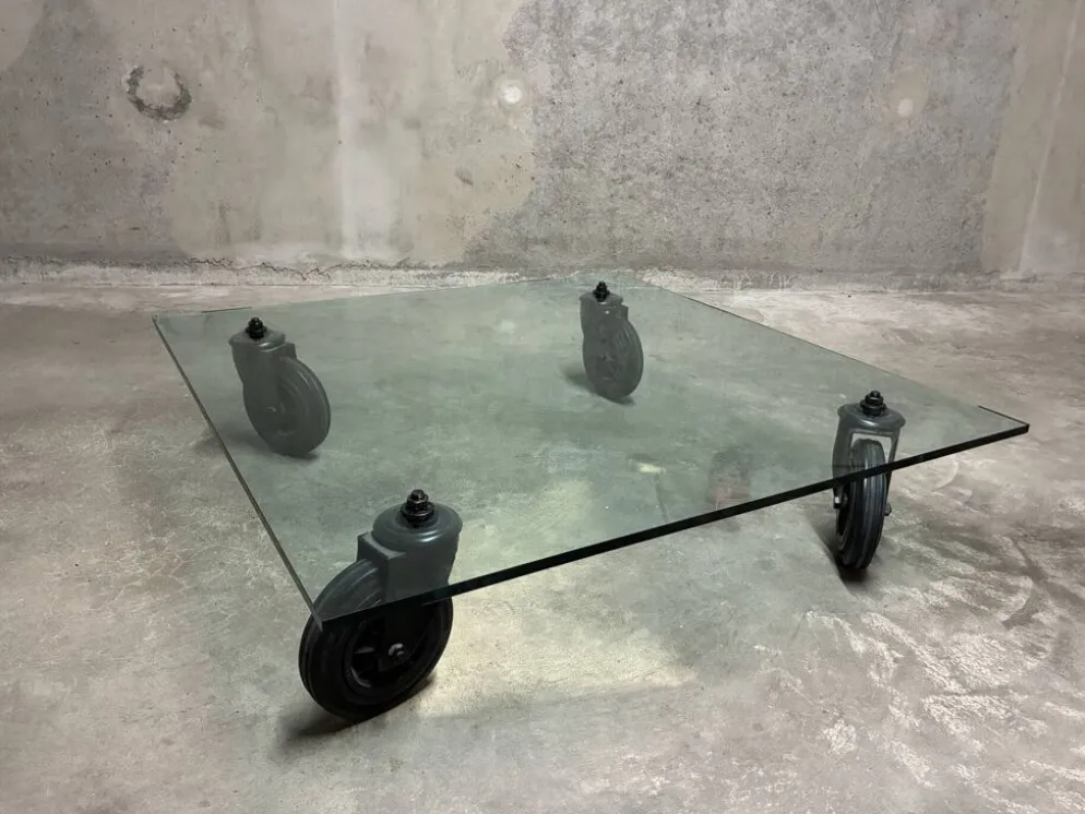 Table basse Gae Aulenti par Fontana Arte