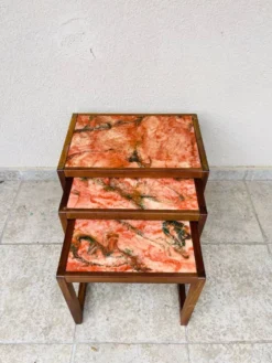 Table basse gigogne en marbre 1960