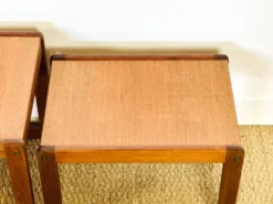 Table basse gigogne en teck et céramique