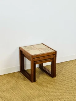 Table basse gigogne en teck et céramique
