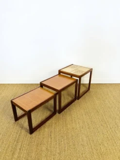 Table basse gigogne en teck et céramique
