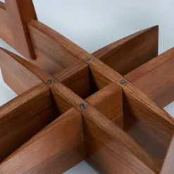 Table basse géométrique par Gio Ponti pour Giordano Chiesa, années 1950.