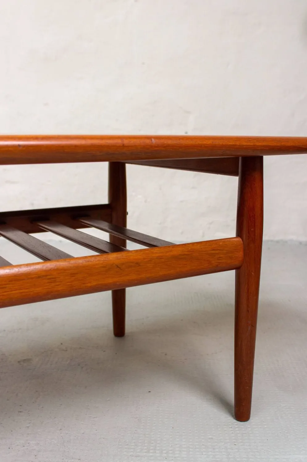 Table basse Grete Jalk vintage teck mid-century années 60 danois