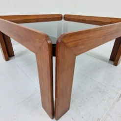 Table basse italienne du milieu du siècle par Afra et Tobia Scarpa pour Cassina, années 1960.