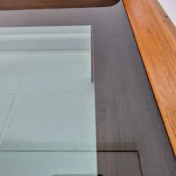 Table basse italienne du milieu du siècle par Afra et Tobia Scarpa pour Cassina, années 1960.