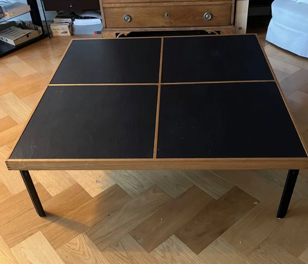 Table basse italienne Naviglio De Piero De Martini, pour Cassina 1980.