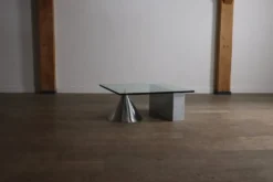 Table basse Kono de Lella et Massimo Vignelli pour Casigliani, Italie, vers 1984.