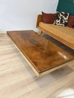 Table basse loupe d'orme et laiton 70' Roche Bobois