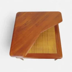 Table basse Minerva Hvidt & Orla, teck, France & Son, années 60