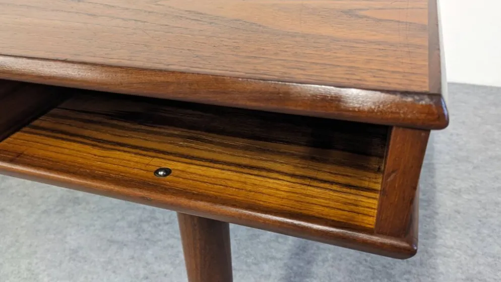 Table basse moderniste en teck de Arne Vodder pour Dyrlund, Danemark 1960