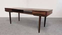 Table basse moderniste en teck de Arne Vodder pour Dyrlund, Danemark 1960