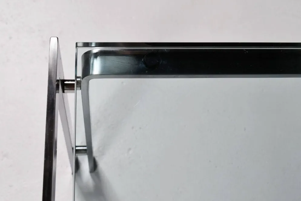 Table basse modèle M1 - Conçue par Hank Kwint pour Metaform