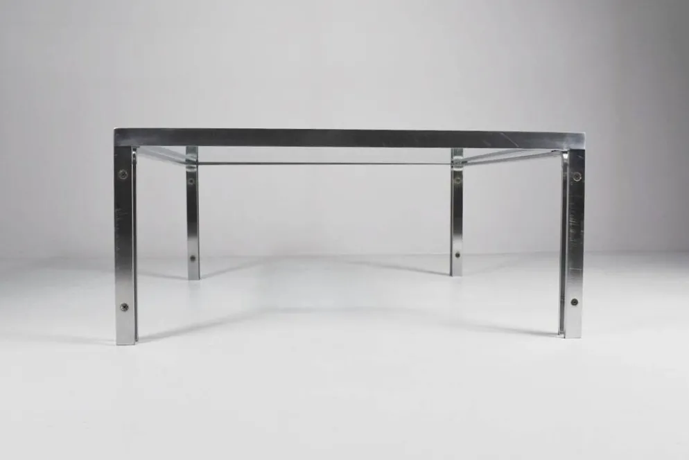 Table basse modèle M1 - Conçue par Hank Kwint pour Metaform