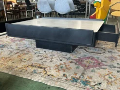 Table basse noire Vico Magistretti pour Gavina 1960